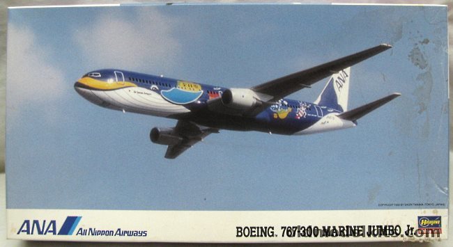 Hasegawa 1/200 Boeing 767-300 Marine Jumbo - ANA All Nippon Airways, Lc13X plastic model kit